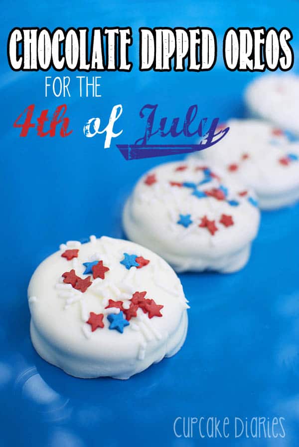 Chocolate Dipped Oreos for the 4th of July - Cupcake Diaries