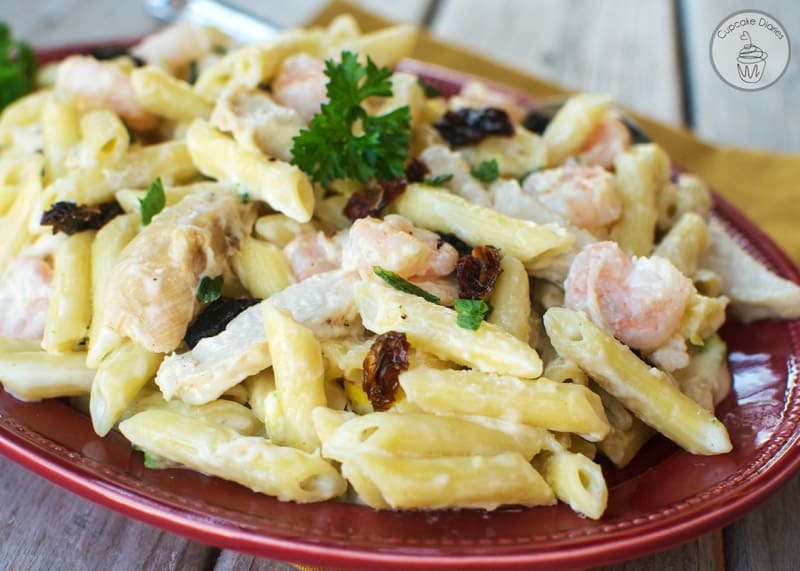 Copycat Johnny Carino’s Spicy Shrimp and Chicken Pasta - Cupcake Diaries