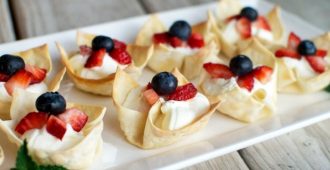 Red, White and Blue Berry Tartlets - This easy no-bake treat is perfect for the 4th of July!