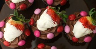 Chocolate Strawberry Cupcakes - A perfect treat for Valentine's Day!