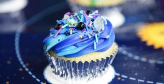 Learn about the solar system in the tastiest of ways! Galaxy Cupcakes are easy to make and a delicious treat for space explorers.