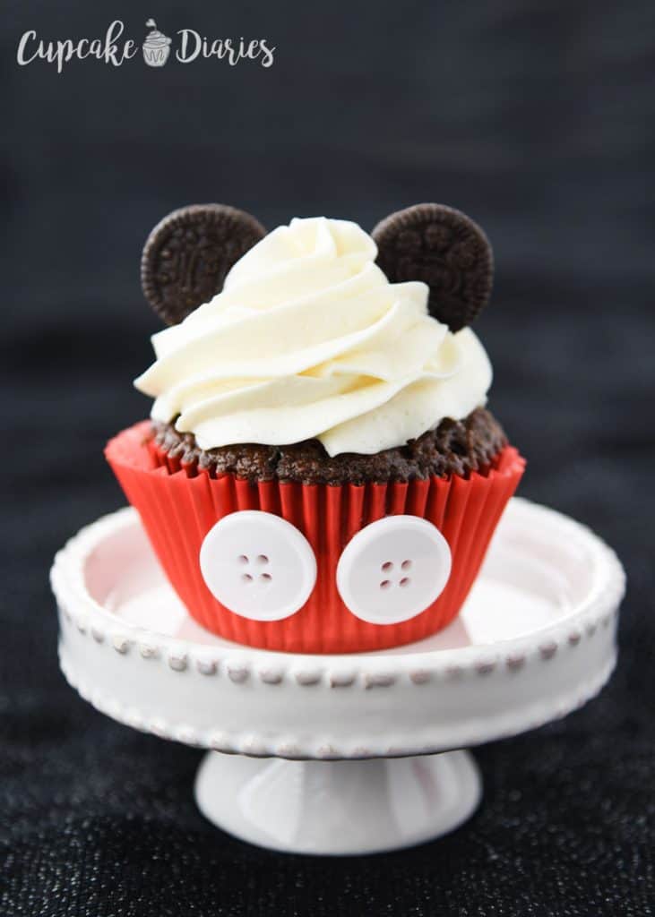 Mickey and Minnie Cupcakes - Cupcake Diaries