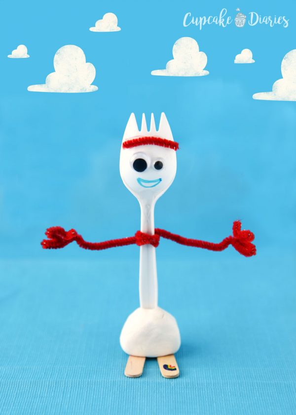 How to Make Forky from Toy Story 4 Cupcake Diaries